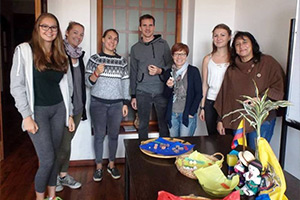 Kursteilnehmer in der Sprachschule Cuenca